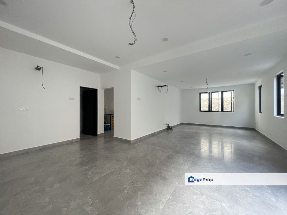 CHEAP 3 sty semi-D at Bukit Segar Cheras, Kuala Lumpur, Cheras