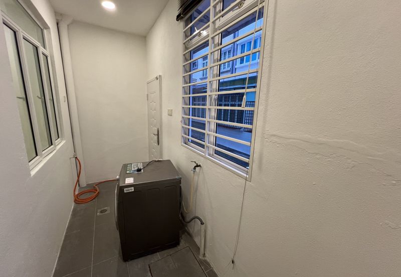 CHEAP 3 sty terrace house at Bukit Suria Sungai Long house for sale\