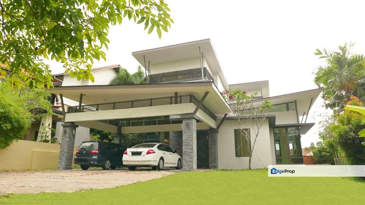 CHEAP Gita Bayu 2 storey Bungalow house for sale, Selangor, Seri Kembangan