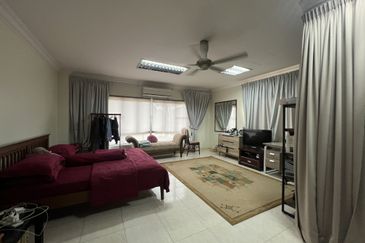 Bandar Tun Hussein Onn