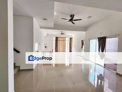 CHEAP 3 Storey Semi-D House at D’Impian Tropika, Balakong For Sale, Selangor, Balakong