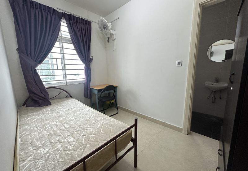 CHEAP 3 Storey Superlink House At Taming Indah 2 Sungai Long For Sale 