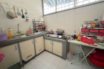 CHEAP 2 Sty Terrace at SL7, Sungai Long Cheras