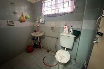 CHEAP 2 Sty Terrace at SL7, Sungai Long Cheras