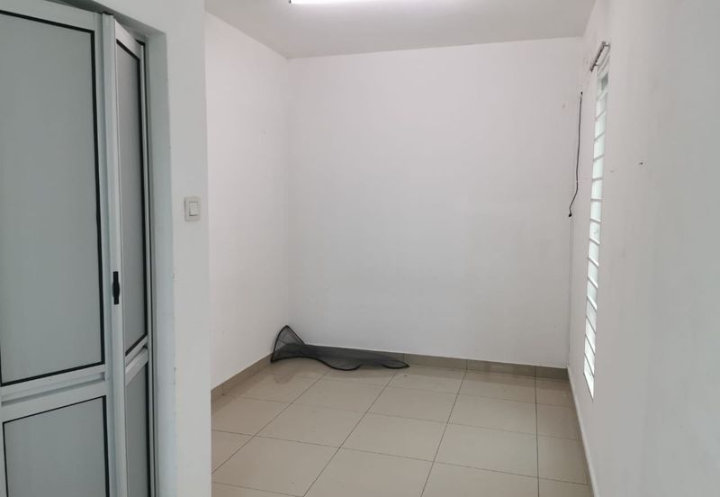 CHEAP 2 sty terrace ENDLOT at Taman Cheras Idaman 