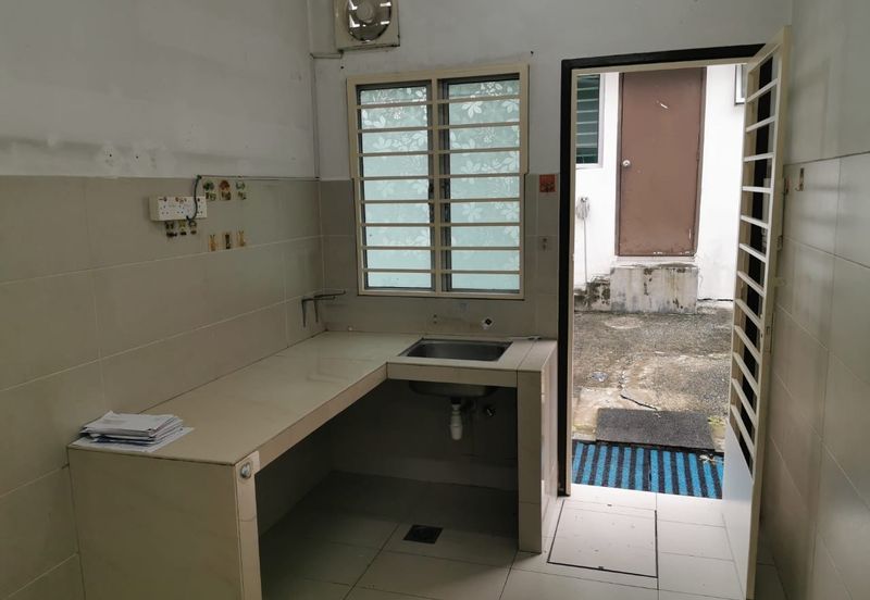 CHEAP 2 sty terrace ENDLOT at Taman Cheras Idaman 