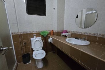 CHEAP 3 Storey CORNER Semi D at Capa Residency, Sungai Long