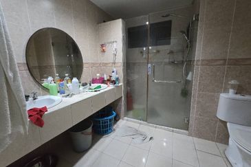 CHEAP 3 Storey CORNER Semi D at Capa Residency, Sungai Long