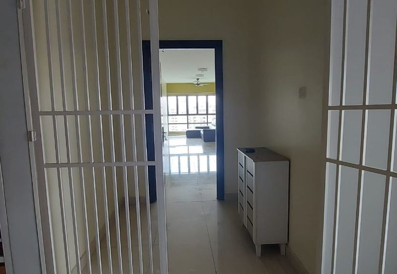 CHEAP Corner KM1 West Condo at Bukit Jalil for sale 