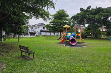 Taman Taming Jaya