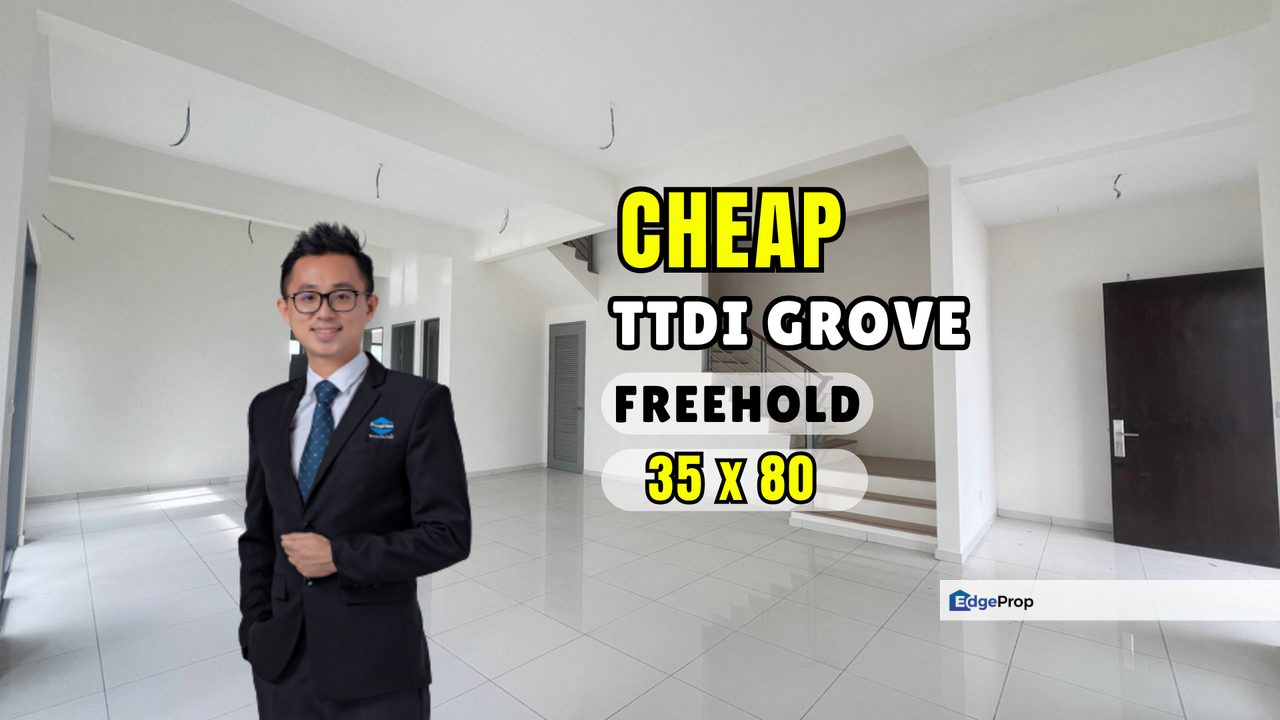 CHEAP 2 sty Semi D at Taman Semanja Kajang, Selangor, Kajang