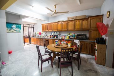 CHEAP 2 storey Semi-d at SL4, Sungai Long Cheras house for sale