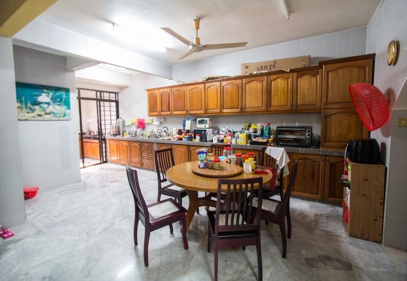 CHEAP 2 storey Semi-d at SL4, Sungai Long Cheras house for sale