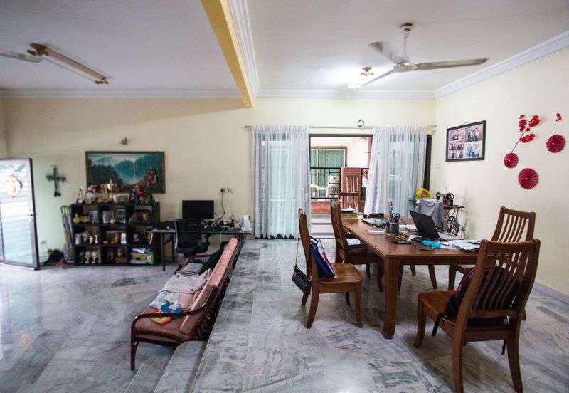 CHEAP 2 storey Semi-d at SL4, Sungai Long Cheras house for sale