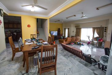 CHEAP 2 storey Semi-d at SL4, Sungai Long Cheras house for sale