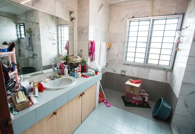 CHEAP 2 storey Semi-d at SL4, Sungai Long Cheras house for sale