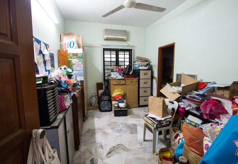 CHEAP 2 storey Semi-d at SL4, Sungai Long Cheras house for sale