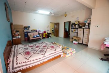 CHEAP 2 storey Semi-d at SL4, Sungai Long Cheras house for sale