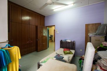 CHEAP 2 storey Semi-d at SL4, Sungai Long Cheras house for sale