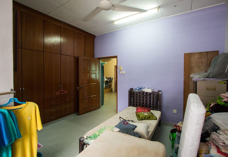 CHEAP 2 storey Semi-d at SL4, Sungai Long Cheras house for sale