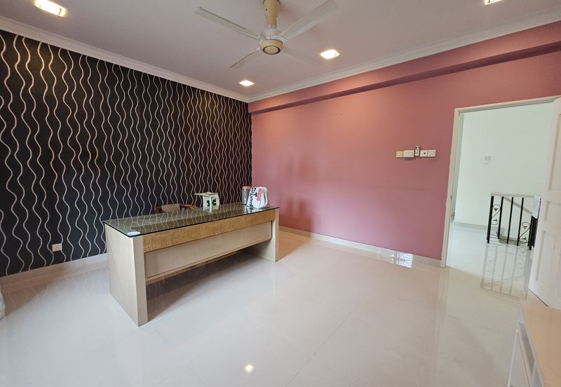 CHEAP 2 Storey Semi-D at Taman Makmur, Sungai Long