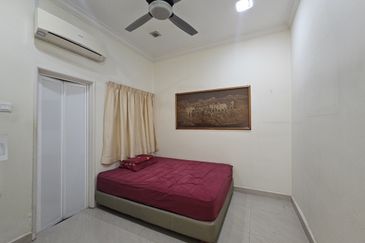 CHEAP 2 Storey Semi-D at Taman Makmur, Sungai Long