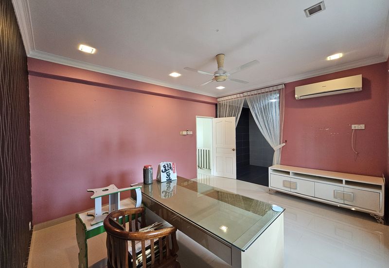 CHEAP 2 Storey Semi-D at Taman Makmur, Sungai Long