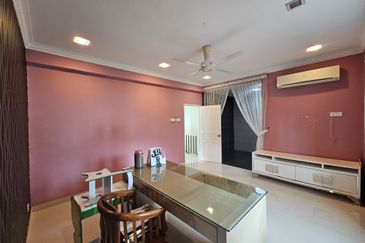 CHEAP 2 Storey Semi-D at Taman Makmur, Sungai Long