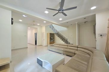 CHEAP 2 Storey Semi-D at Taman Makmur, Sungai Long