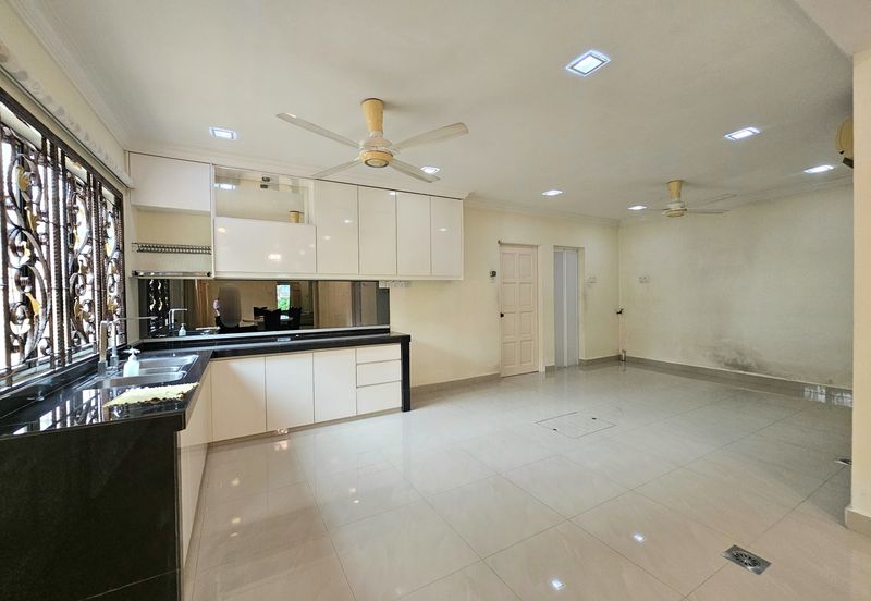 CHEAP 2 Storey Semi-D at Taman Makmur, Sungai Long