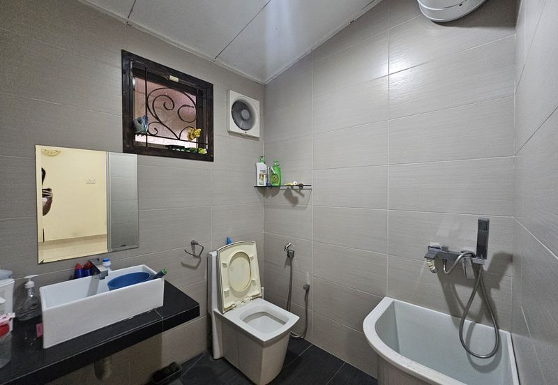 CHEAP 2 Storey Semi-D at Taman Makmur, Sungai Long