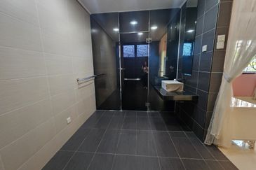 CHEAP 2 Storey Semi-D at Taman Makmur, Sungai Long