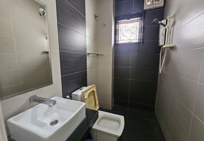 CHEAP 2 Storey Semi-D at Taman Makmur, Sungai Long