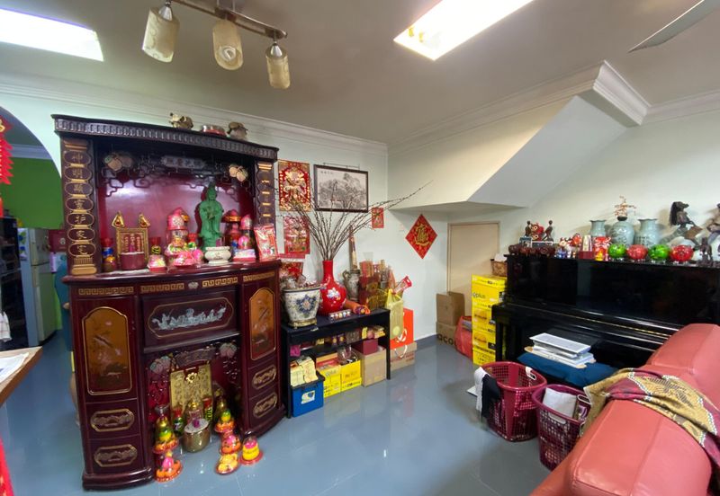 CHEAP 2 Storey Terrace at Bukit Angsana Cheras, can park 3-4 cars