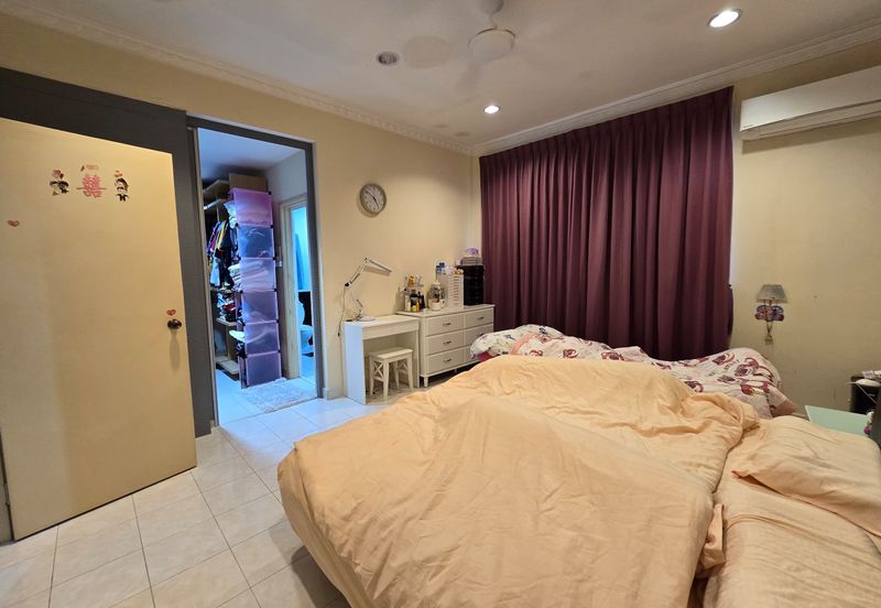 CHEAP 2 Sty Terrace at Seri Sungai Long house for sale