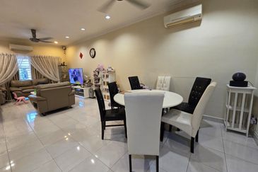 CHEAP 2 Sty Terrace at Seri Sungai Long house for sale