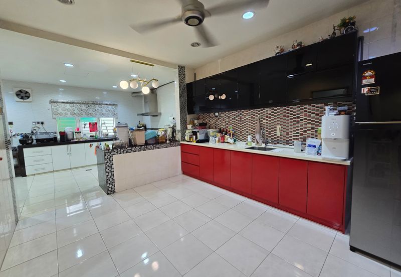 CHEAP 2 Sty Terrace at Seri Sungai Long house for sale
