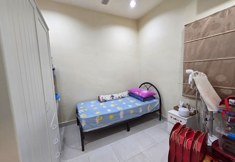 CHEAP 2 Sty Terrace at Seri Sungai Long house for sale