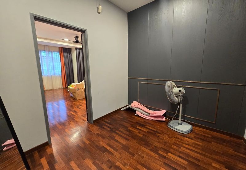 CHEAP 2 Storey Superlink at Bukit Sungai Long 