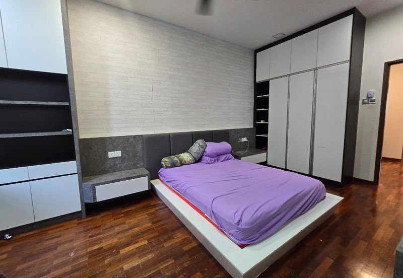 CHEAP 2 Storey Superlink at Bukit Sungai Long 