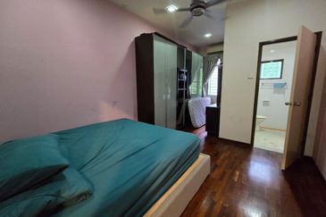 CHEAP 2 Storey Superlink at Bukit Sungai Long 