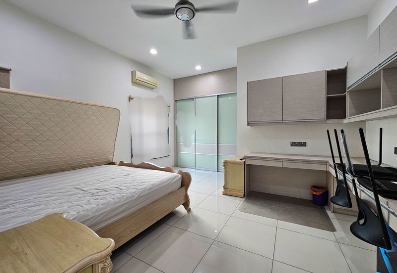 CHEAP 2 storey CORNER Semi D house at Wira Heights Sungai Long