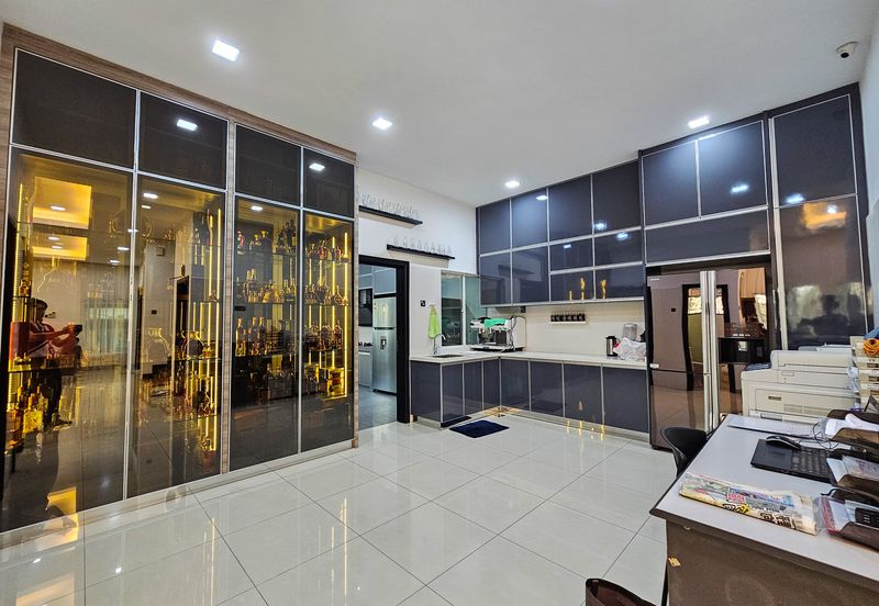 CHEAP 2 storey CORNER Semi D house at Wira Heights Sungai Long