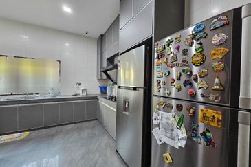 CHEAP 2 storey CORNER Semi D house at Wira Heights Sungai Long