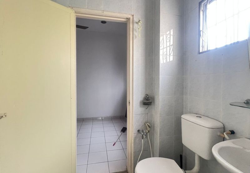 CHEAP 2 sty ENDLOT terrace in Taman Damai Impian 2, Cheras