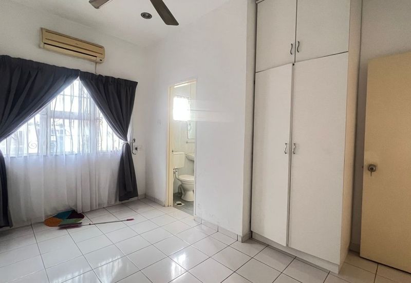 CHEAP 2 sty ENDLOT terrace in Taman Damai Impian 2, Cheras