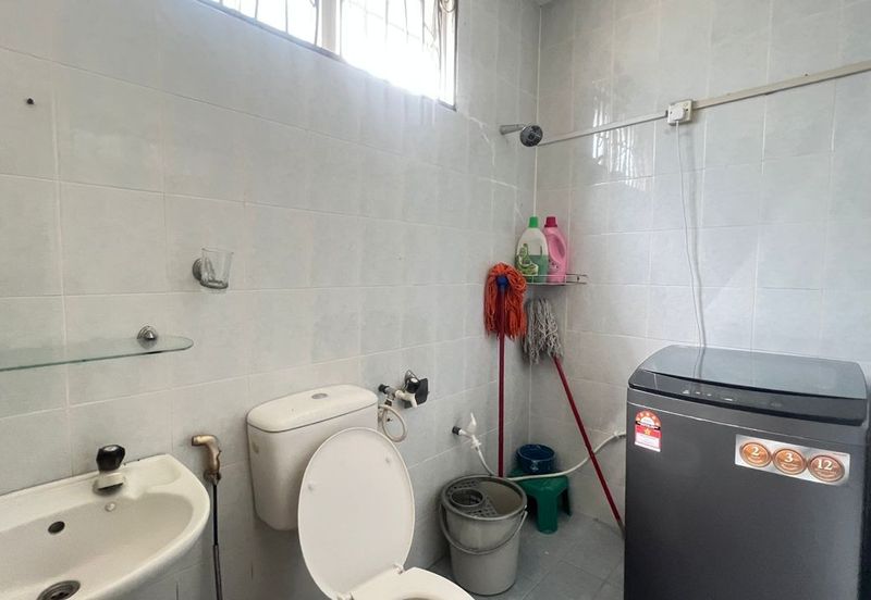 CHEAP 2 sty ENDLOT terrace in Taman Damai Impian 2, Cheras