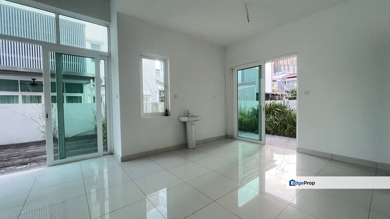 Taman Nadayu 92 Kajang Semi D House For Sale, Selangor, Kajang