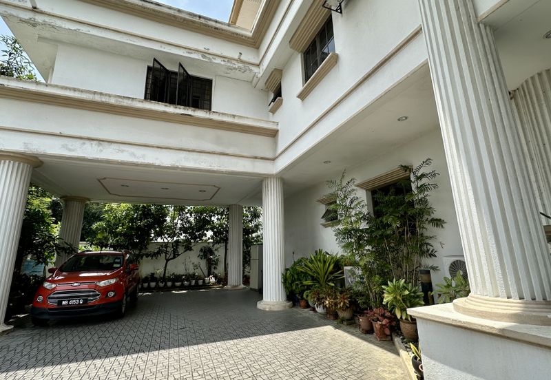 C H E A P Bangsar 3 Storey Bungalow House For Sale