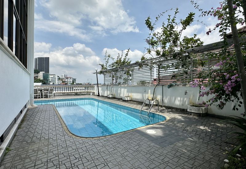 C H E A P Bangsar 3 Storey Bungalow House For Sale